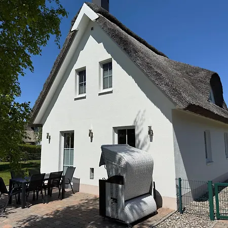 Villa Reethaus Sonnenwiese, Haus Am Mit Eingezaeuntem Garten, Hunde Herzlich Willkommen *